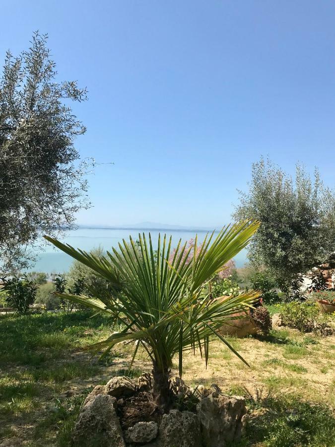 B&B Torre Del Lago Trasimeno Passignano sul Trasimeno Luaran gambar