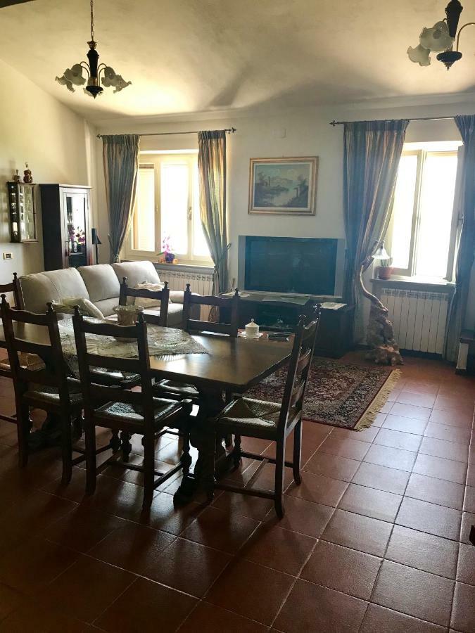 B&B Torre Del Lago Trasimeno Passignano sul Trasimeno Luaran gambar