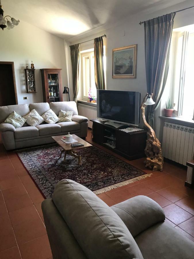B&B Torre Del Lago Trasimeno Passignano sul Trasimeno Luaran gambar