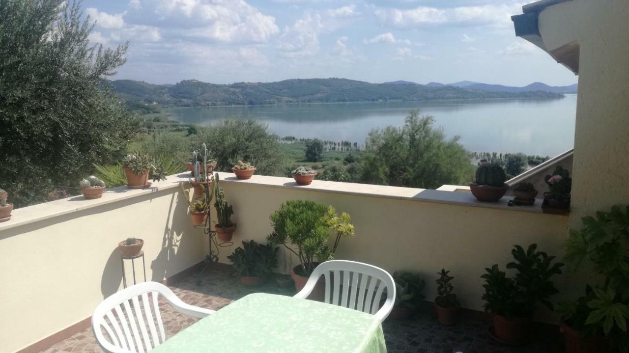 B&B Torre Del Lago Trasimeno Passignano sul Trasimeno Luaran gambar