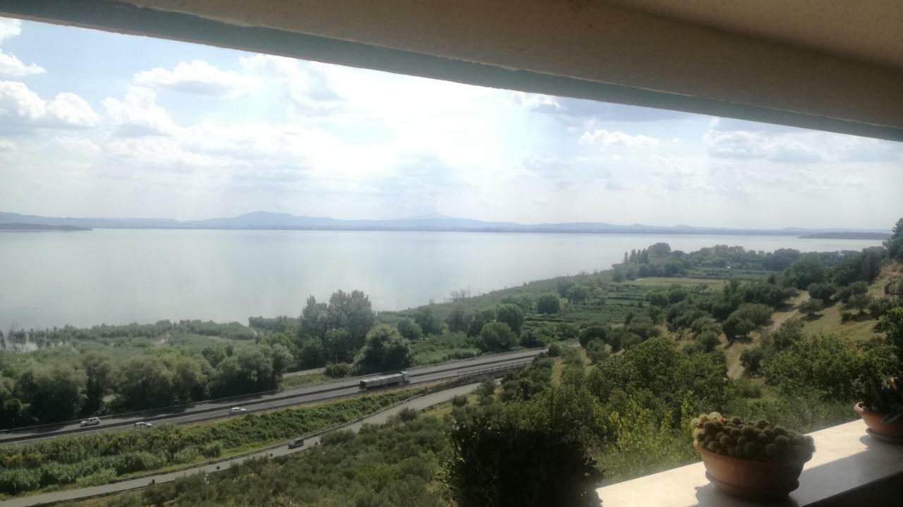 B&B Torre Del Lago Trasimeno Passignano sul Trasimeno Luaran gambar